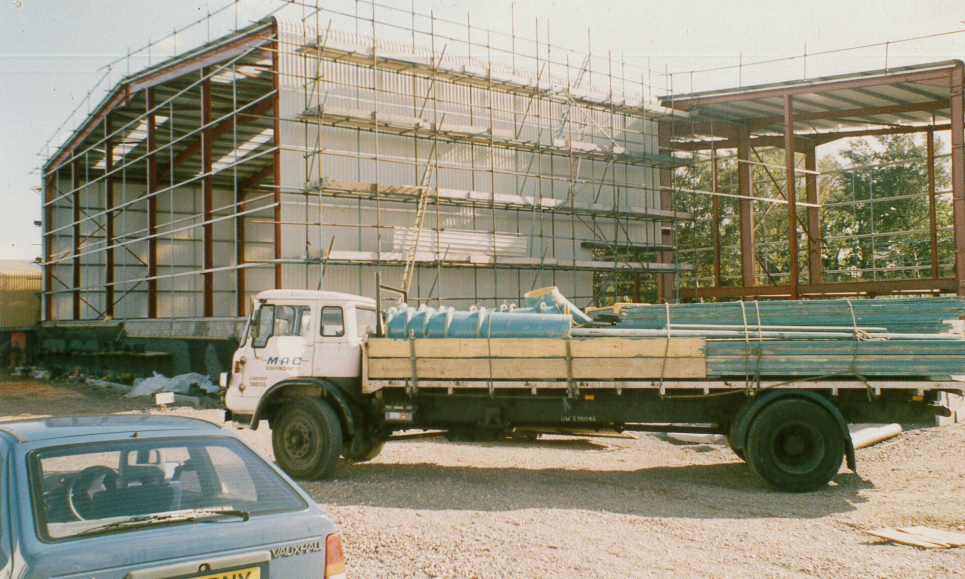 development of fox moving and storage's cardiff facility in 1989