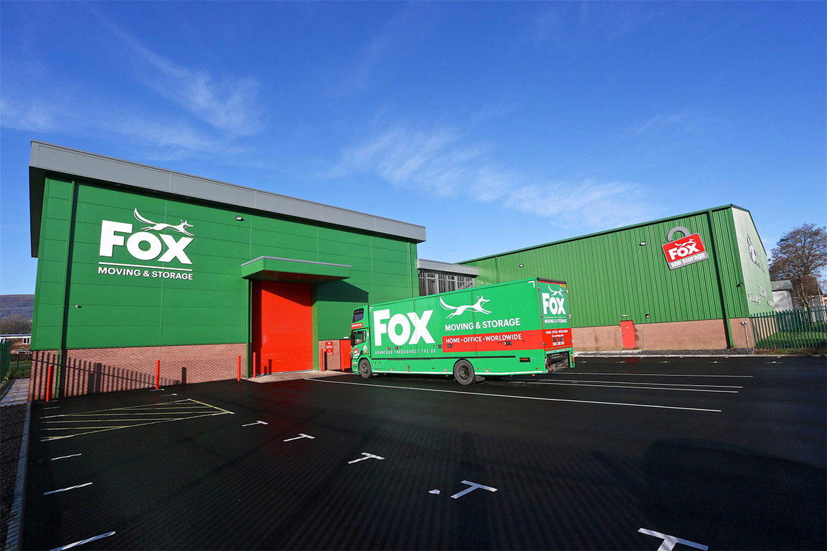 fox moving and storage outside a fox facility